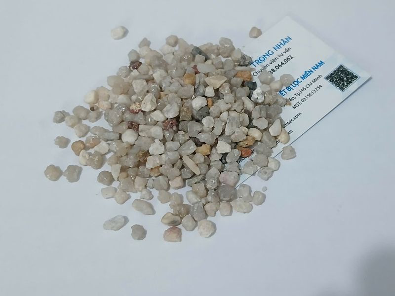 Ưu điểm sỏi 4-8mm dùng lọc thô cho xử ký nước tinh khiết